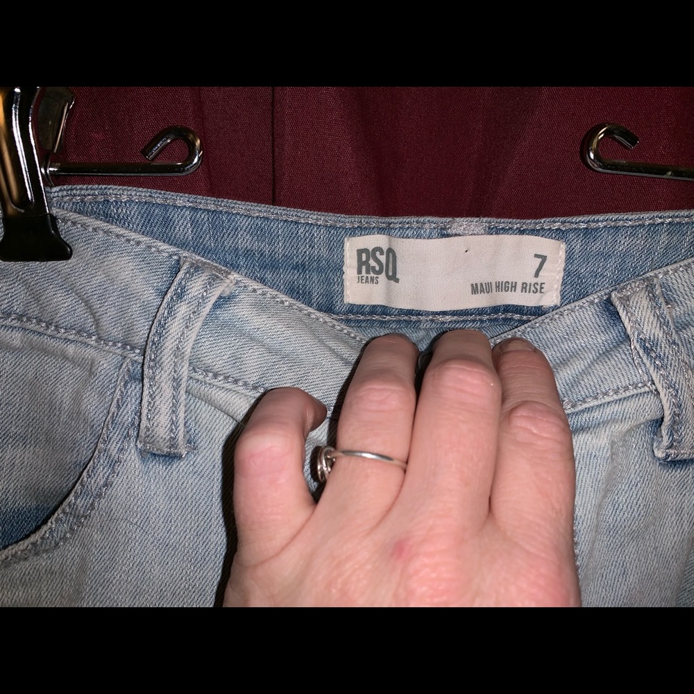 Shorts - Picture 5 of 6